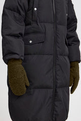 Ianadine gloves