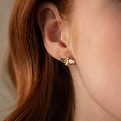 Glee Bee love studs